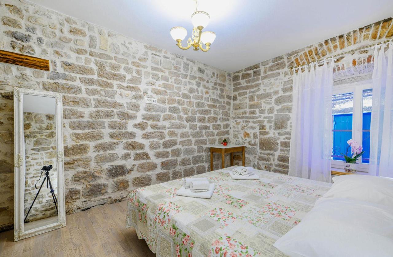 Apartments Festum Шибеник Экстерьер фото