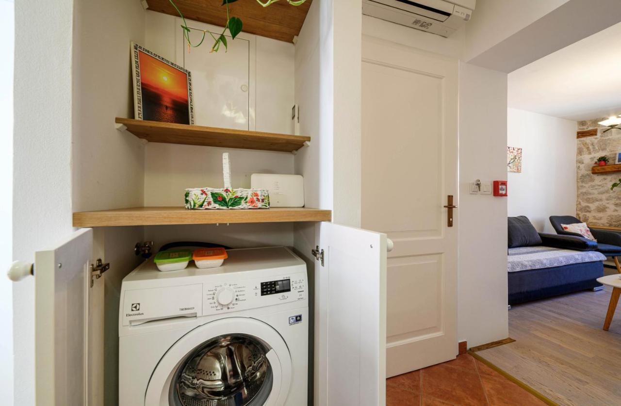 Apartments Festum Шибеник Экстерьер фото